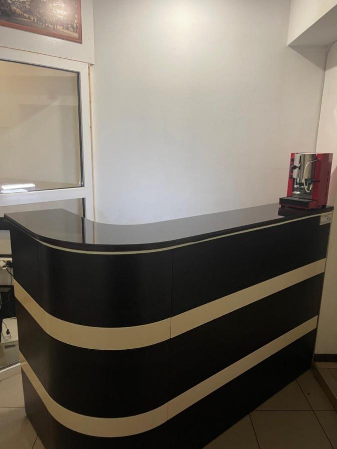 Vip "Hostel Ok Hotel" Kiev Eksteriør bilde